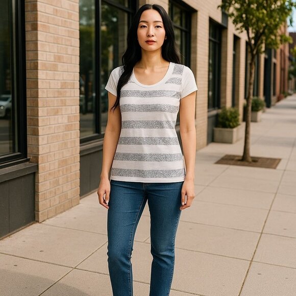 White House Black Market Womens XS Chic White Silver Sequin Striped T-Shirt NWT - Picture 1 of 8